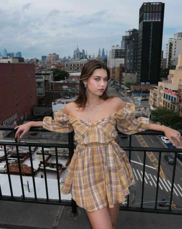 Afra Saraçoğlu'ndan New York'ta yeni fotoğraflar!