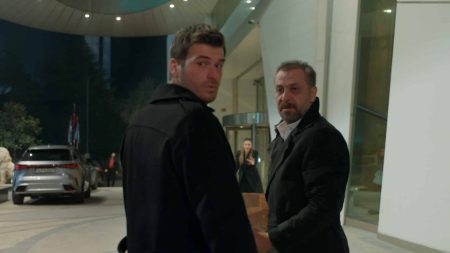 Aile 29. Bölüm fragmanı yayında! Silahını Cihan ve Aslan’a doğrultan Ferman kimi vurdu?