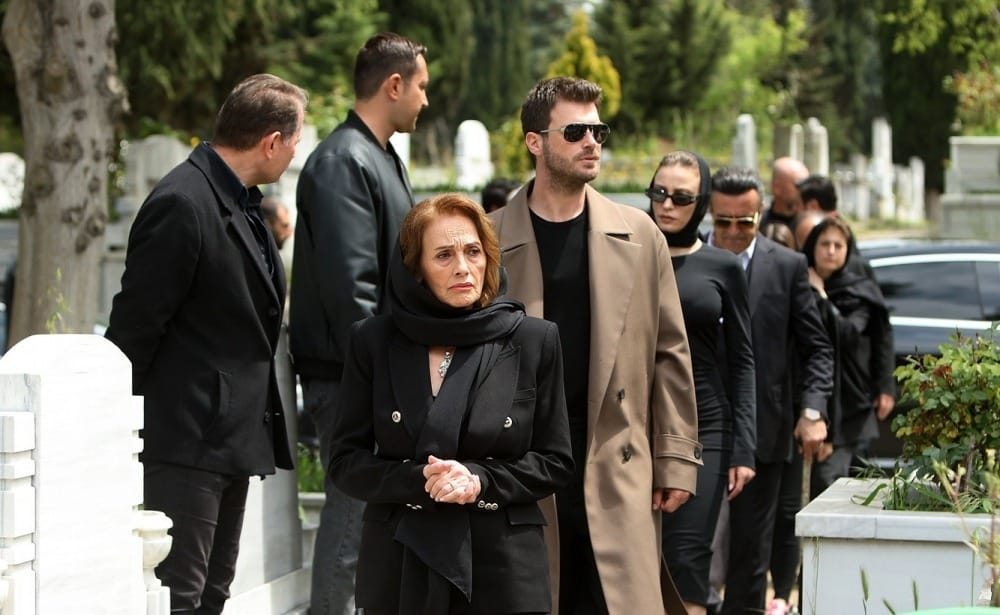 Aile'nin 11. Bölümüne mezarlıktaki bombalı saldırı damgasını vurdu!