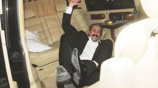 "Alkol yasaklansın" diyen alkollü mekan sahibi Erkan Petekkaya sosyal medyada böyle ti'ye alındı!