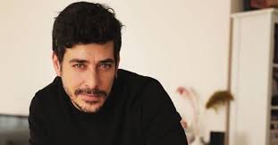 Alper Saldıran'dan yeni dizi geliyor! Çöp Apartmanı dizisinin hazırlıkları devam ediyor...