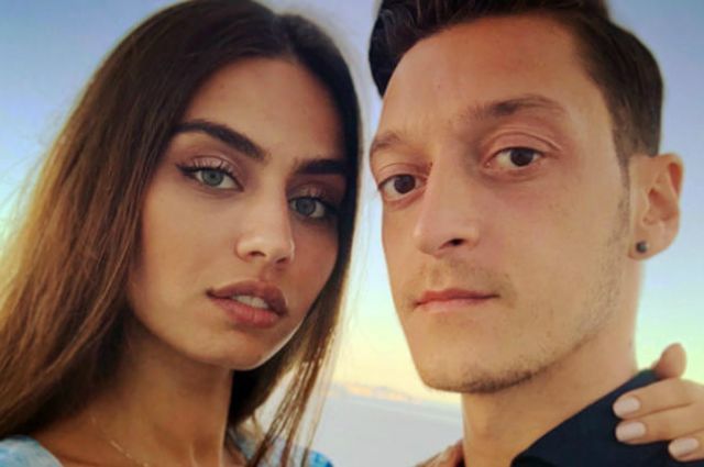 Amine Gülşe ve Mesut Özil üç düğünle evlenecek!