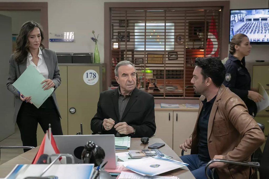 Arka Sokaklar 644. Bölümde ortalık karıştı! Hüsnü