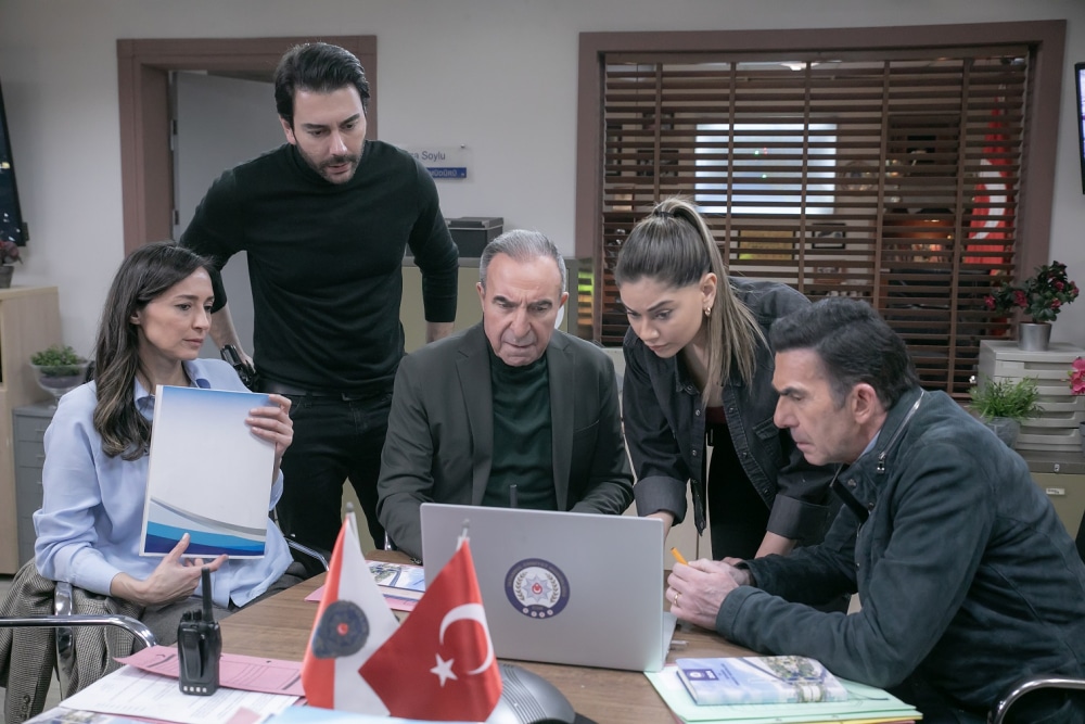 Arka Sokaklar 667. Bölümde Seval ile Mehmet