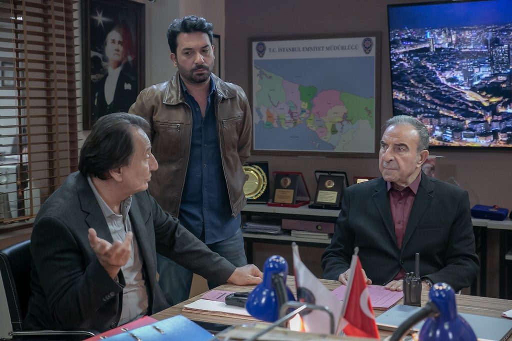 Arka Sokaklar bu kez kadınların maruz kaldığı tacize dikkat çekiyor!