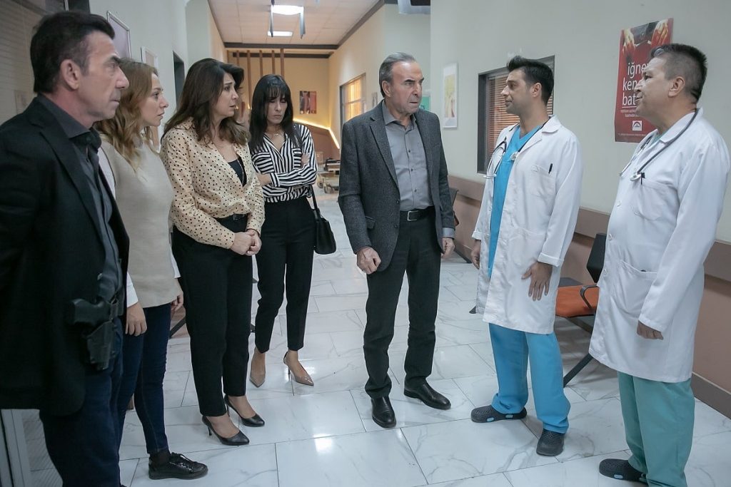 Arka Sokaklar’da bu hafta duygu seli yaşanacak! Rıza Baba’nın torununun hayatı Sado’ya bağlı!