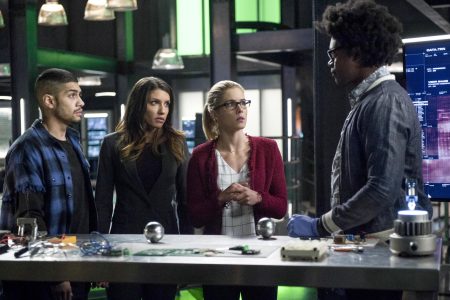 Arrow 6. sezonda Wild Dog ve Dinah Drake'i daha fazla göreceğiz!