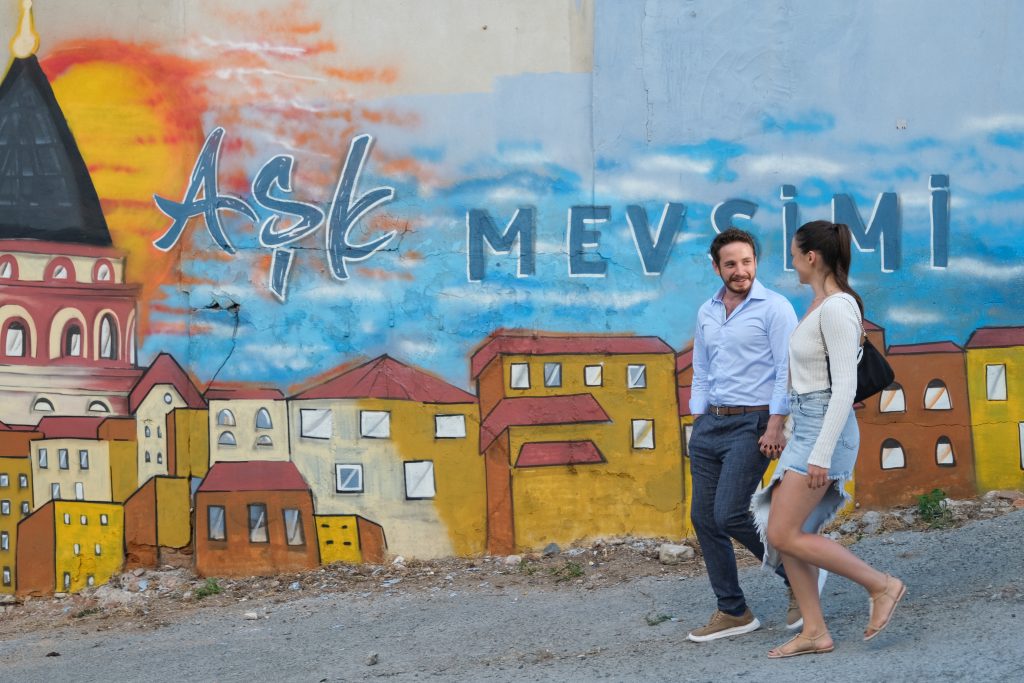 "Aşk Mevsimi" bugün beyazperdede yerini aldı