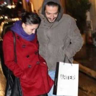 Aşka geldiler