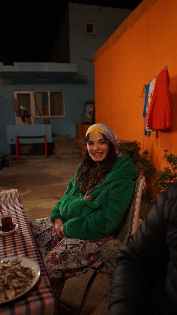 Aslı Bekiroğlu yeni filmi "Hayatımız Roman" hakkında konuştu
