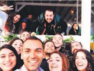 Ata Demirer-Özge Borak çifti sezonu açtı!