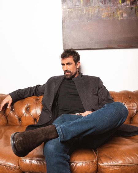 "Ayrılık Da Sevdaya Dahil" dizisinde İbrahim Çelikkol'un partneri kim oldu?