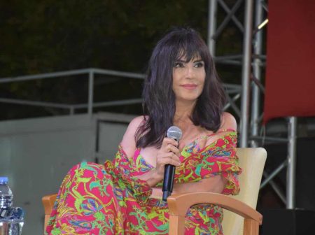 Ayşegül Aldinç’ten Instagram eleştirisi!