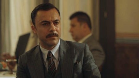 Aziz Dizisi Kenan Kimdir? Eren Hacısalihoğlu Kim?