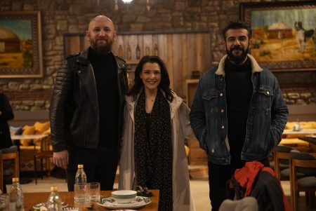 Aziz Mahmud Hüdayi: Aşkın Yolculuğu dizisinin oyuncuları ve ekibi iftarda buluştu!