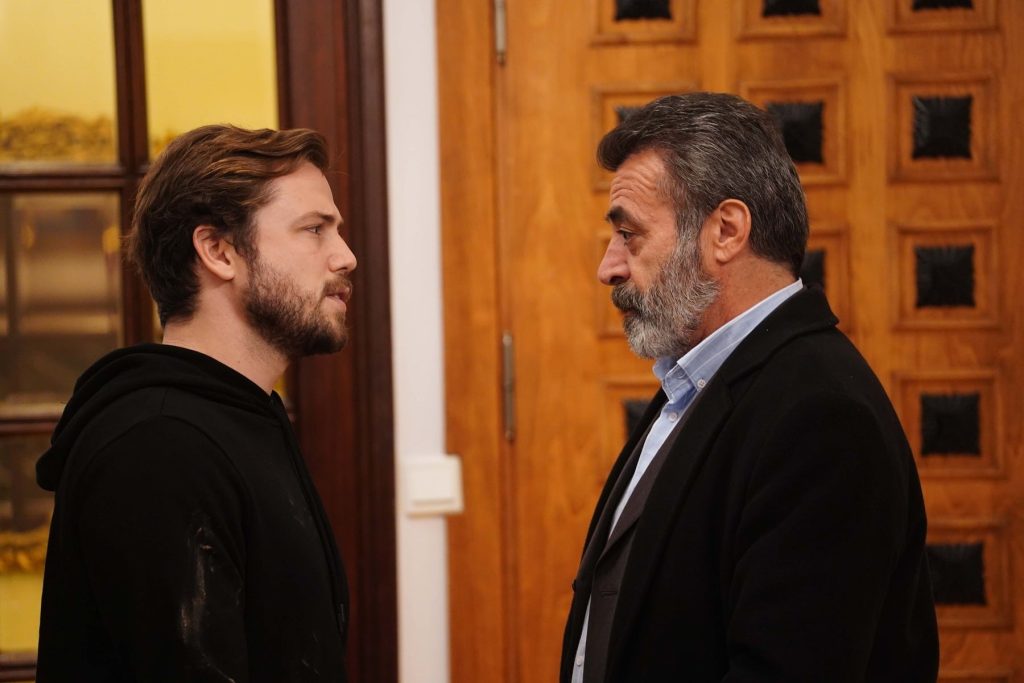 Baba dizisi 21.bölüme Begüm ve Selahattin'in iş birliği damga vurdu!