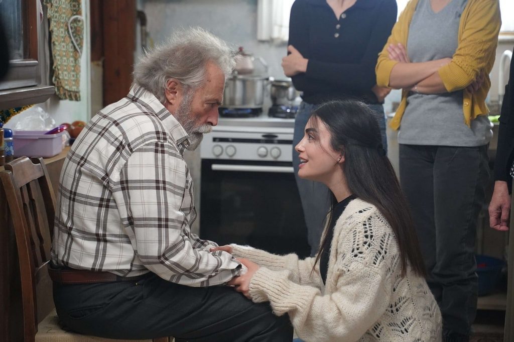 Baba dizisi sosyal medyanın gündemine oturdu!