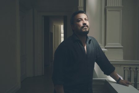 Babil dizisinden çıkarılan Ozan Güven'in yerine Onur Saylak geldi!