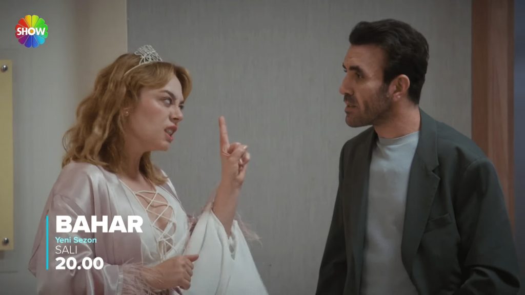 Bahar’ın yeni sezon ön izleme sahnesi yayında! Bahar ve Timur karşı karşıya geliyor! Bahar’ın yeni sezon ön izleme sahnesi yayında! Bahar ve Timur karşı karşıya geliyor!