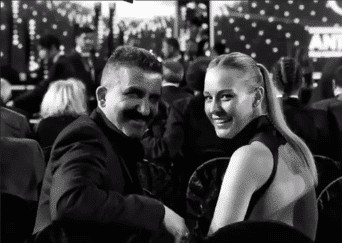 Beni Affet’in Feride’si Şeyma Korkmaz ve Cüneyt Mete evlendi! Beni Affet'in Feride'si Şeyma Korkmaz ve Cüneyt Mete evlendi!