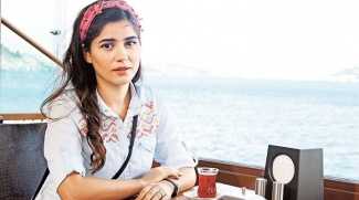 Beni Böyle Sev'in yıldızı Zeynep Çamcı başarı öyküsünü anlattı!