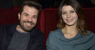 Beren Saat anne oluyor!