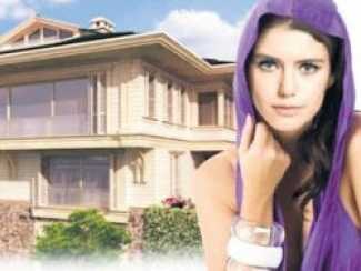 Beren Saat'e pahalı bir düğün hediyesi!