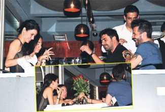 Beren Saat'i hayrete düşüren jest!