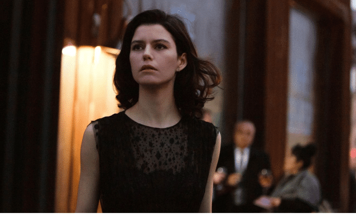Beren Saat'in yeni projesi Atiye'nin fotoğrafları paylaşıldı!