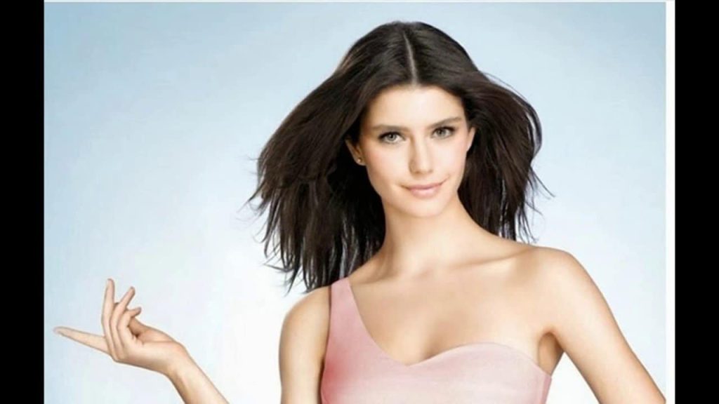 Beren Saat'li Gazino dizisi yolda!