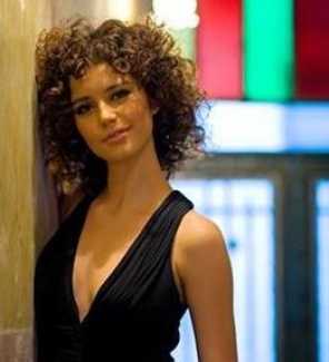 Beren'e 5 kişilik koruma