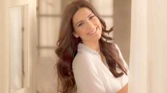 Bergüzar Korel 'Londra' yolcusu!