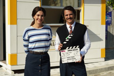 Bergüzar Korel ve Mehmet Günsür ‘Annem Ankara’ için sete çıktı!