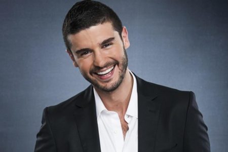 Berk Oktay: "Rüzgar kayadan sadece toz alır."