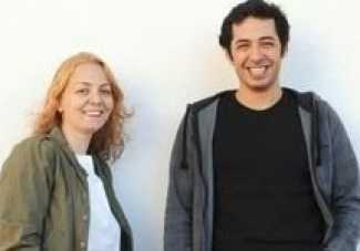 Berlin’de el ele