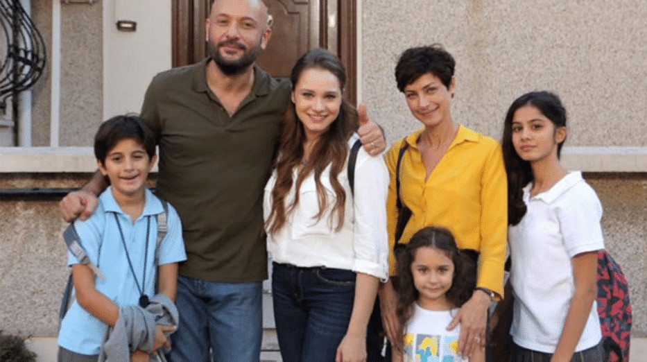 Bir Litre Gözyaşı dizisinin Figen’i Sanem Çelik diziden ayrıldı! Bir Litre Gözyaşı dizisinin Figen'i Sanem Çelik diziden ayrıldı!