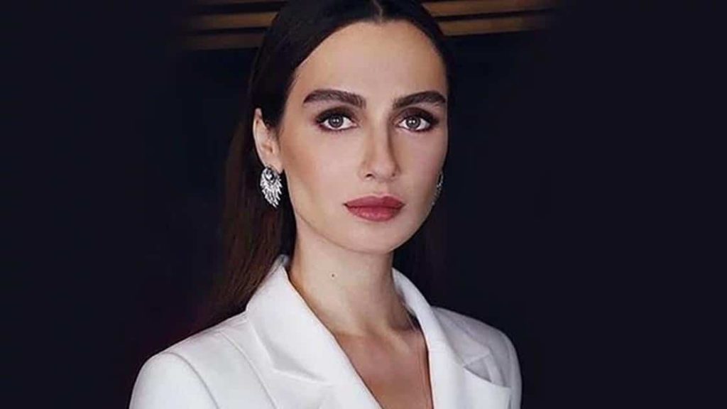 Birce Akalay Kuş Uçuşu dizisiyle setlere dönüyor!