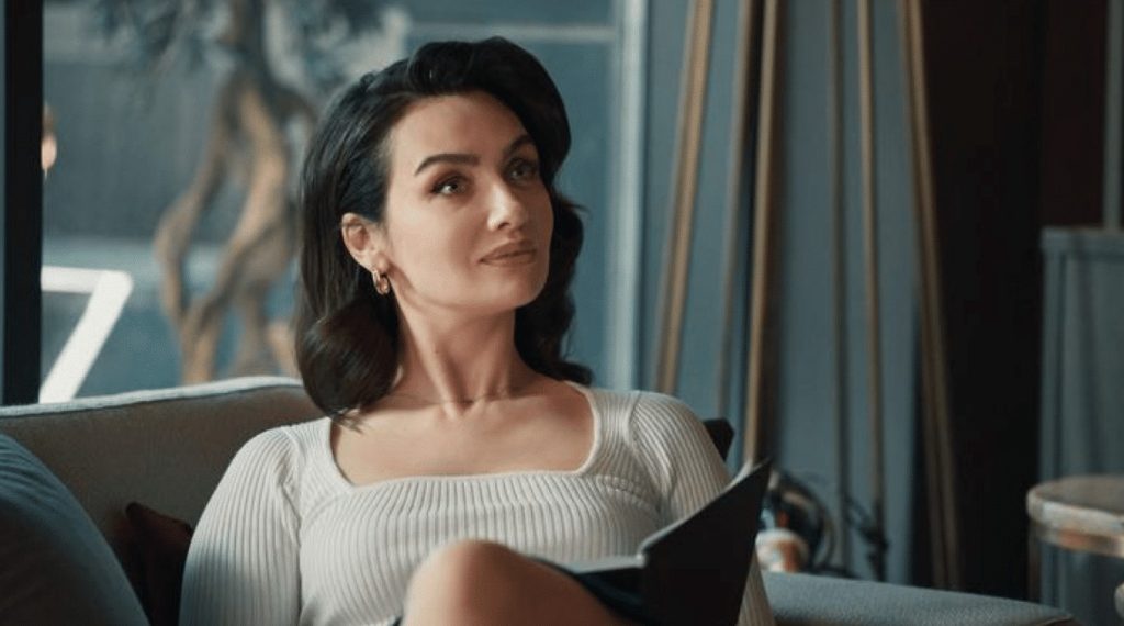 Birce Akalay: Lale’yle benziyoruz Birce Akalay: Lale'yle benziyoruz