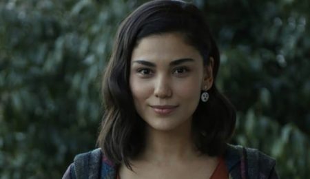 Bizim Hikaye Merve (Nur Berfin Çiroğlu) kimdir?