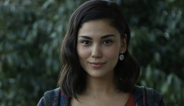 Bizim Hikaye Merve (Nur Berfin Çiroğlu) kimdir?