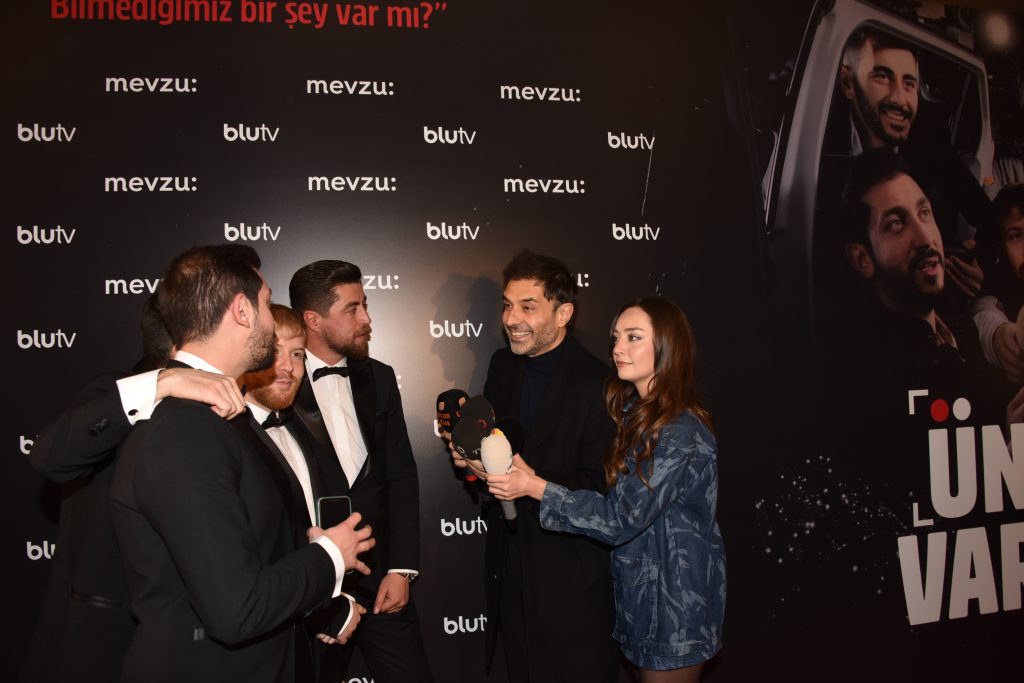 BluTv'den magazin belgeseli: Ünlü Var Mı?