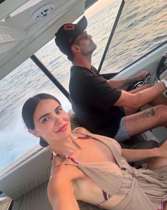 Boşanacakları iddia edilen Demirel çiftinden yeni kareler!