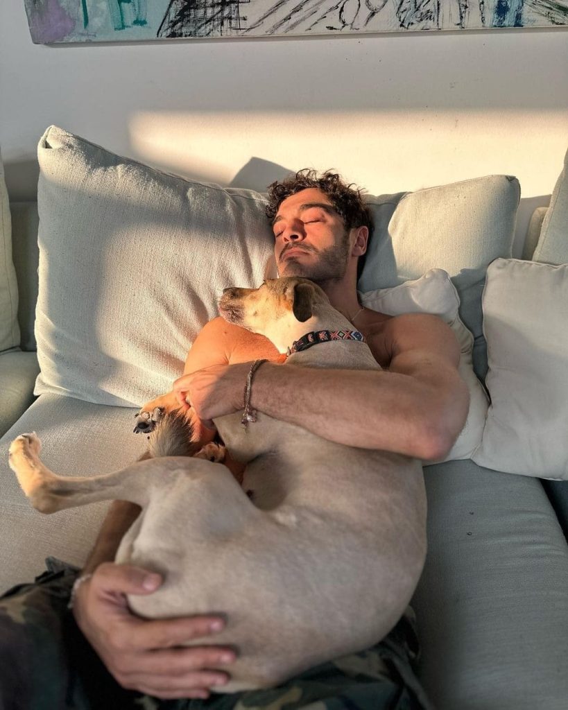 Burak Deniz ve Bestemsu Özdemir aşkını o fotoğraf ifşaladı!