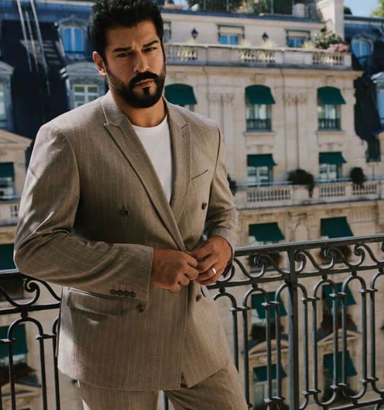 Burak Özçivit'in dolandırılma iddiasında son gelişme!