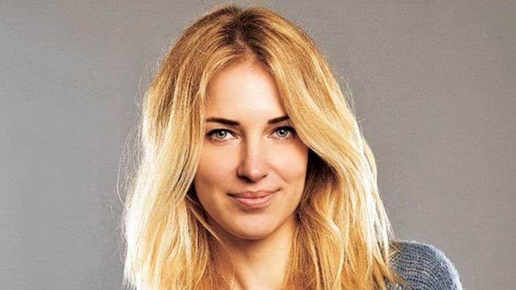 Burcu Esmersoy yeni hali ile şaşırttı!