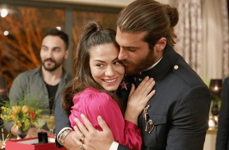 Can Yaman ve Demet Özdemir'in Erkenci Kuş dizisi final kararı aldı! Ne zaman veda ediyor?