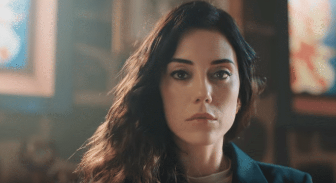 Cansu Dere'li Ferhat ile Şirin dizisinden bir tanıtım daha!