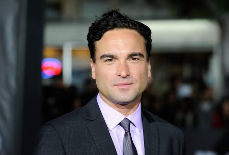CBS Johnny Galecki komedisi sipariş etti