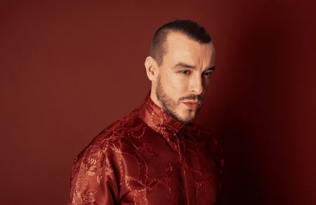 Cem Adrian'dan hayranlarını korkutan haber!