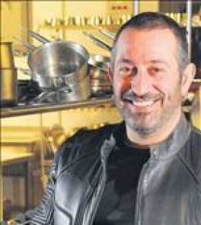 Cem Yılmaz dudak uçuklattı